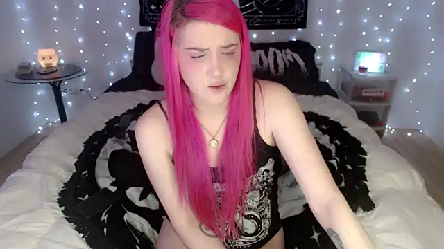 MaryMary  online show from 7, 12, 2024