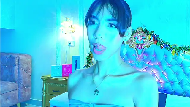 Snapshot of BellaHarpeer chatting on 16, 12, 2025 BellaHarpeer online show from 16, 12, 2025