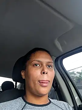Pretinha08001 online show from 8, 5, 2026