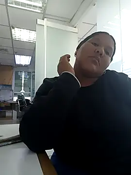 VaneandRossy online show from 2, 4, 2026