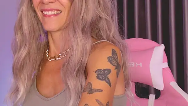 betty xoxoo online show from 14, 6, 2026