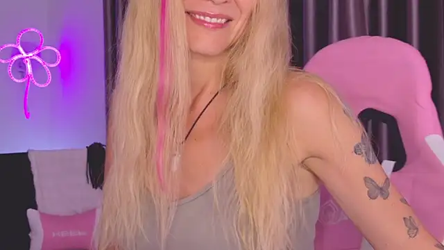 betty xoxoo online show from 26, 6, 2026