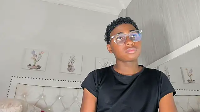 teylor lovee online show from 28, 2, 2026