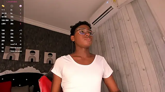 teylor lovee online show from 20, 3, 2026