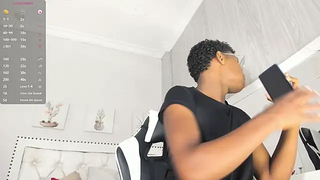 teylor lovee online show from 19, 3, 2026