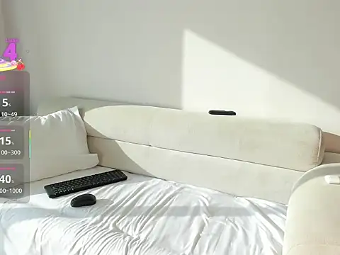 DakothaHyland  online show from 18, 12, 2025