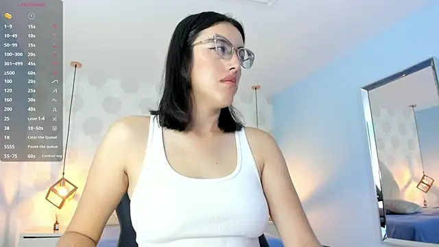 Snapshot of VENUSGREYS1 chatting on 20, 2, 2026 VENUSGREYS1 online show from 20, 2, 2026