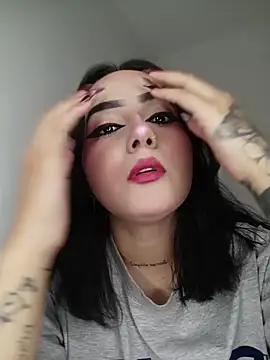 tiffanybrowm online show from 25, 3, 2026