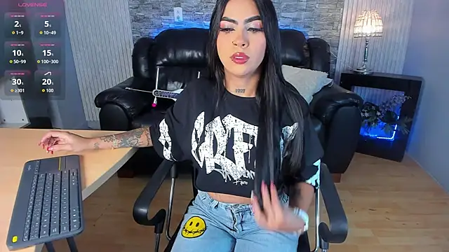 Snapshot of _hanna_miller__ chatting on 9, 1, 2026 hanna miller online show from 9, 1, 2026