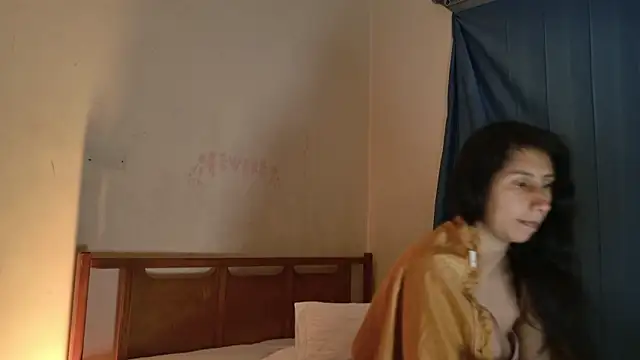 MoonLipsON- online show from 21, 3, 2026