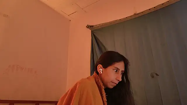 MoonLipsON- online show from 12, 5, 2026