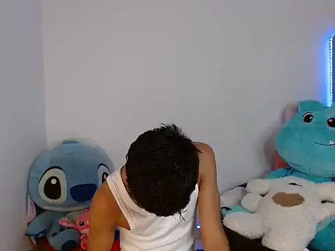 Sebas Ross04 online show from 27, 2, 2026