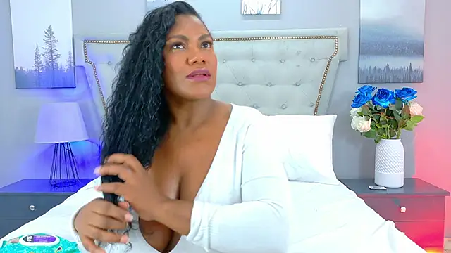 AnnieLeigt online show from 7, 3, 2026