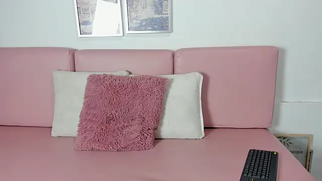 Pamela SkinnySexy online show from 14, 1, 2026