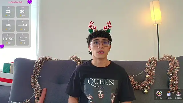 LittleMya  online show from 19, 12, 2025