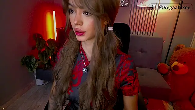 VegaLuxe online show from 23, 4, 2026