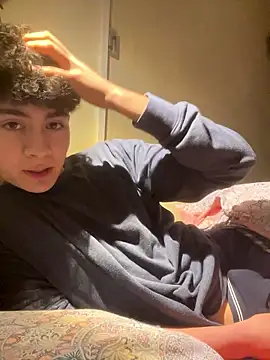 hungspanishtwink online show from 9, 1, 2026