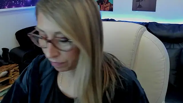 Scarlett 079 online show from 12, 2, 2026