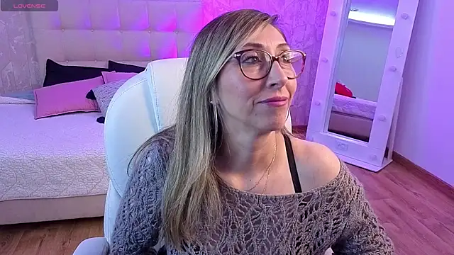Scarlett 079 online show from 28, 4, 2026