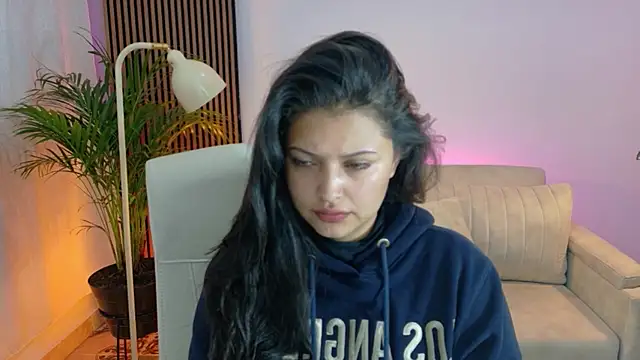 victoria   moon online show from 6, 5, 2026