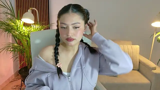 victoria   moon online show from 11, 5, 2026