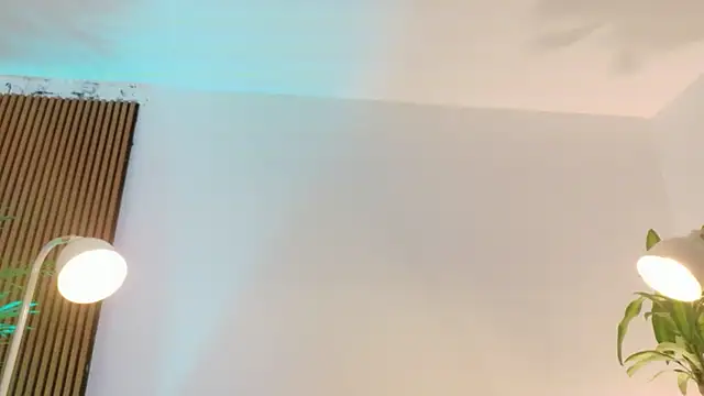 victoria   moon online show from 5, 1, 2026