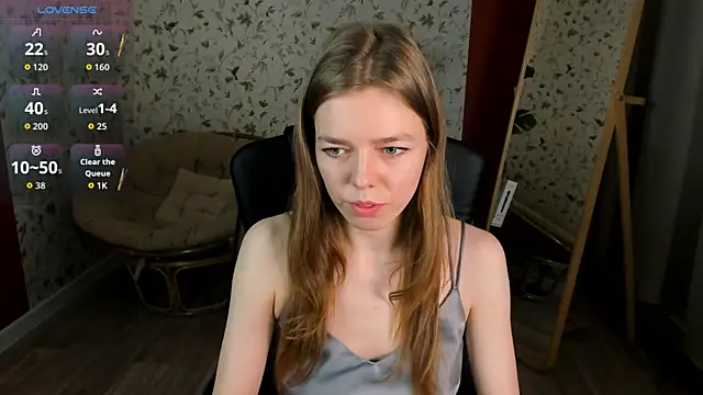 Tina Tayllor  online show from 21, 12, 2025