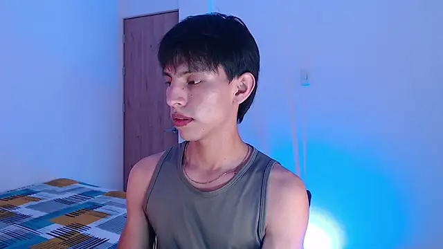 andrew courtzz online show from 12, 4, 2026