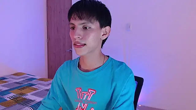 andrew courtzz online show from 4, 4, 2026