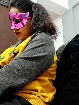 Shivani hotty online show from 16, 1, 2026