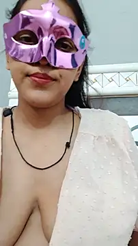 Shivani hotty online show from 17, 5, 2026
