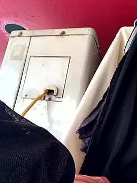 Mon babyy online show from 13, 1, 2026