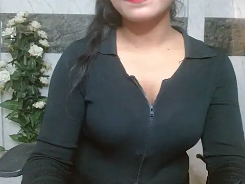 Lola Bebe online show from 11, 3, 2026