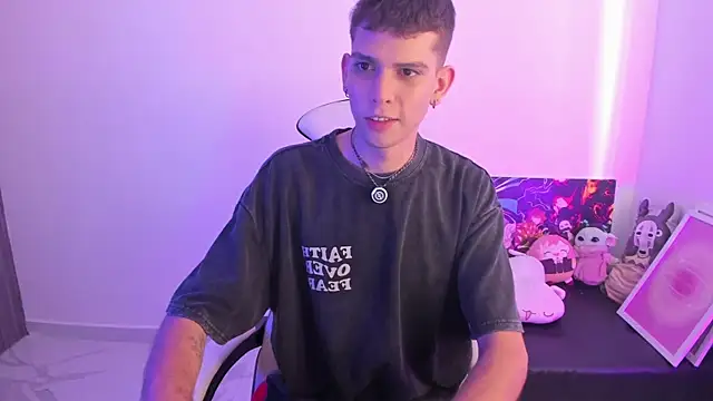 Snapshot of Jasson___ chatting on 15, 12, 2025 Jasson online show from 15, 12, 2025