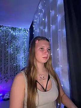 nelli lux  online show from 14, 1, 2026