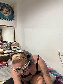  DaLiDa  online show from 17, 12, 2025