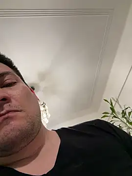 CharlyAlfa22 online show from 18, 4, 2026