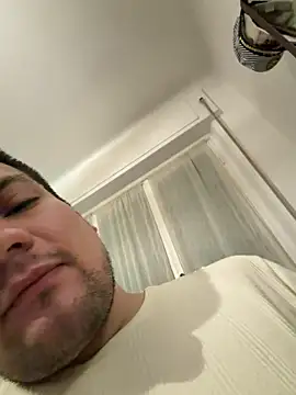 CharlyAlfa22 online show from 11, 3, 2026