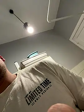 CharlyAlfa22 online show from 17, 1, 2026