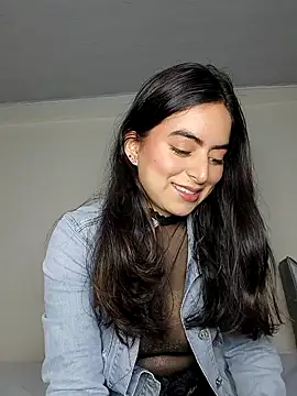 saasha Petit online show from 23, 2, 2026