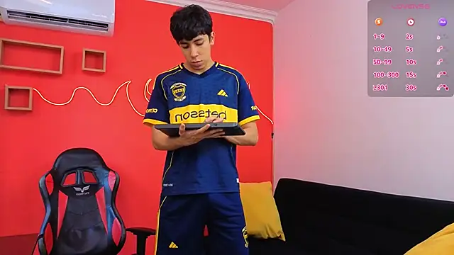 Neo Twink online show from 28, 4, 2026