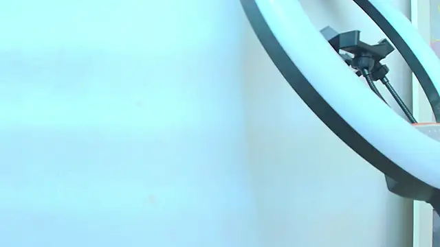 AprillRoss online show from 20, 12, 2025