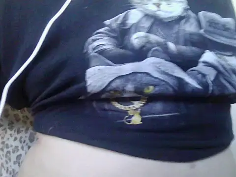 Snapshot of mazydaizy chatting on 4, 12, 2025 mazydaizy online show from 4, 12, 2025