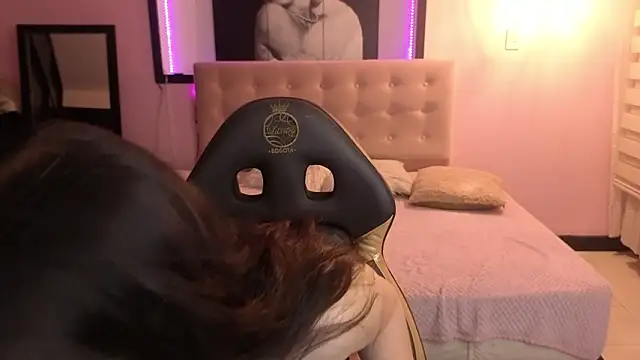 Sara valderrama  online show from 26, 3, 2026