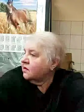 Snapshot of HapinessLovee chatting on 13, 1, 2026 HapinessLovee online show from 13, 1, 2026