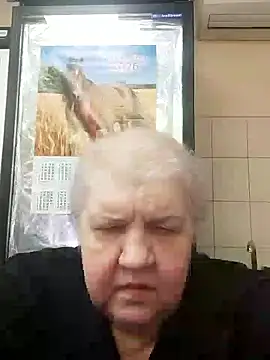 Snapshot of HapinessLovee chatting on 12, 1, 2026 HapinessLovee online show from 12, 1, 2026