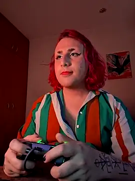 alien ate red online show from 18, 12, 2025