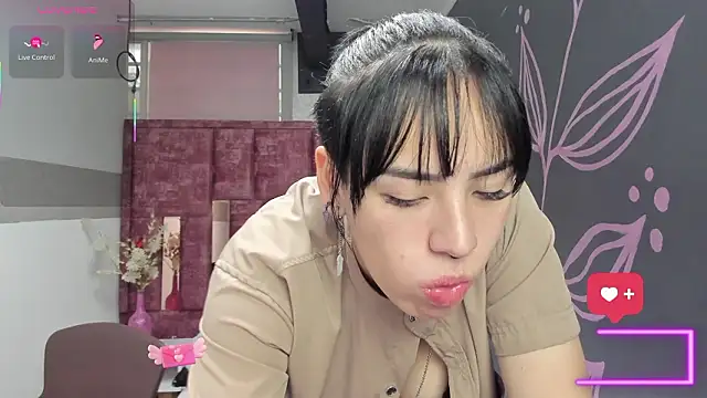 Kiara Fox   online show from 11, 2, 2026