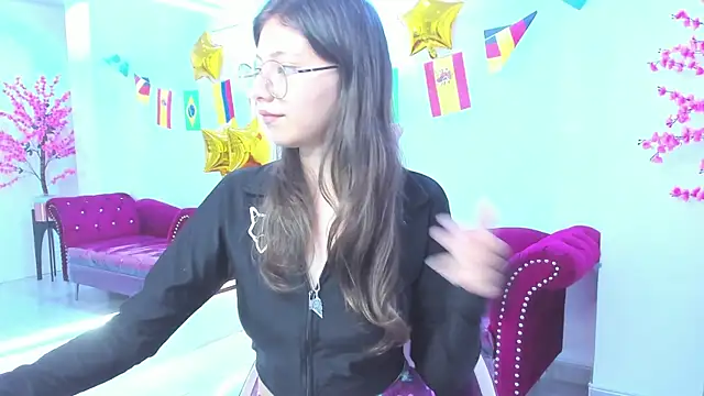 Snapshot of Vannia_t18 chatting on 24, 6, 2026 Vannia t18 online show from 24, 6, 2026