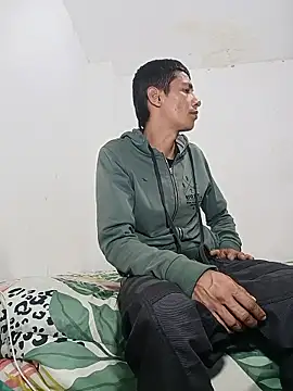 valenpaisita2123 online show from 12, 1, 2026